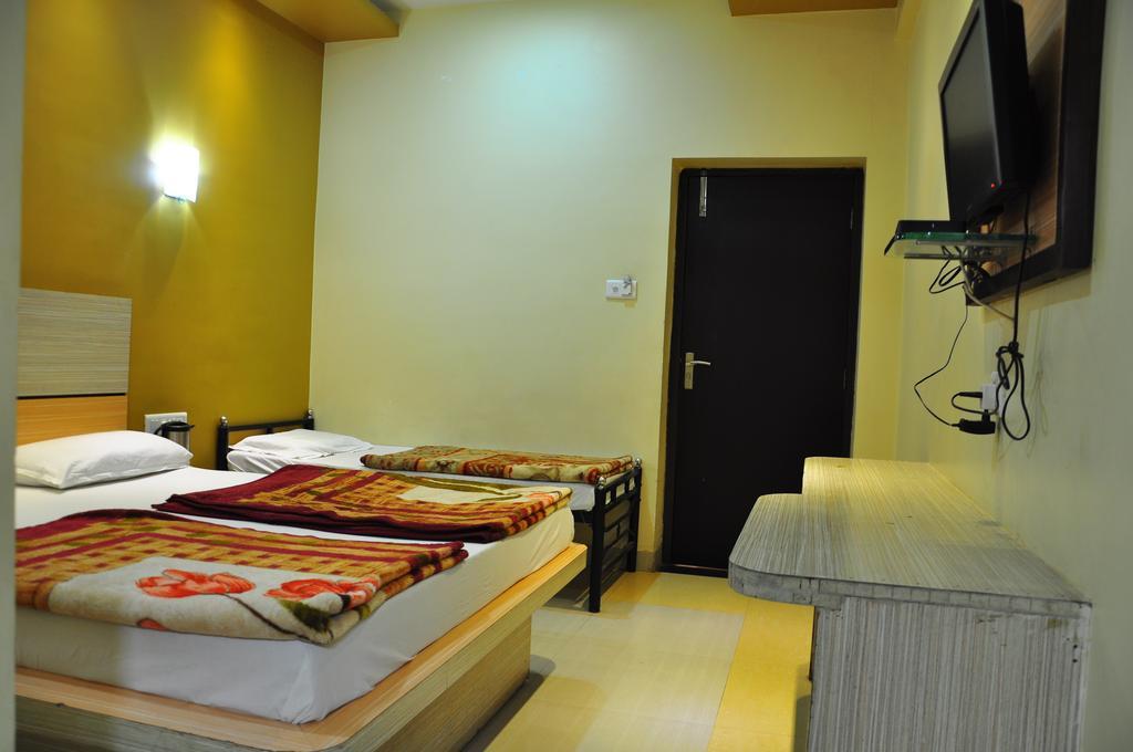 Hotel Oasis Mount Abu Exterior foto